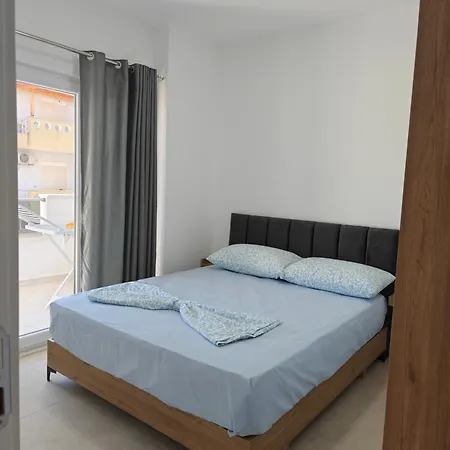 Ds Appartement Golem (Tirana)