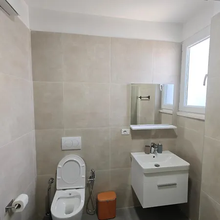 Ds Appartement Golem (Tirana)